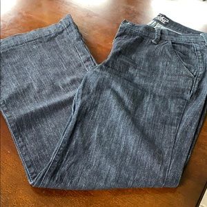 Old Navy Like New Flirt Flare Leg Jeans Short
